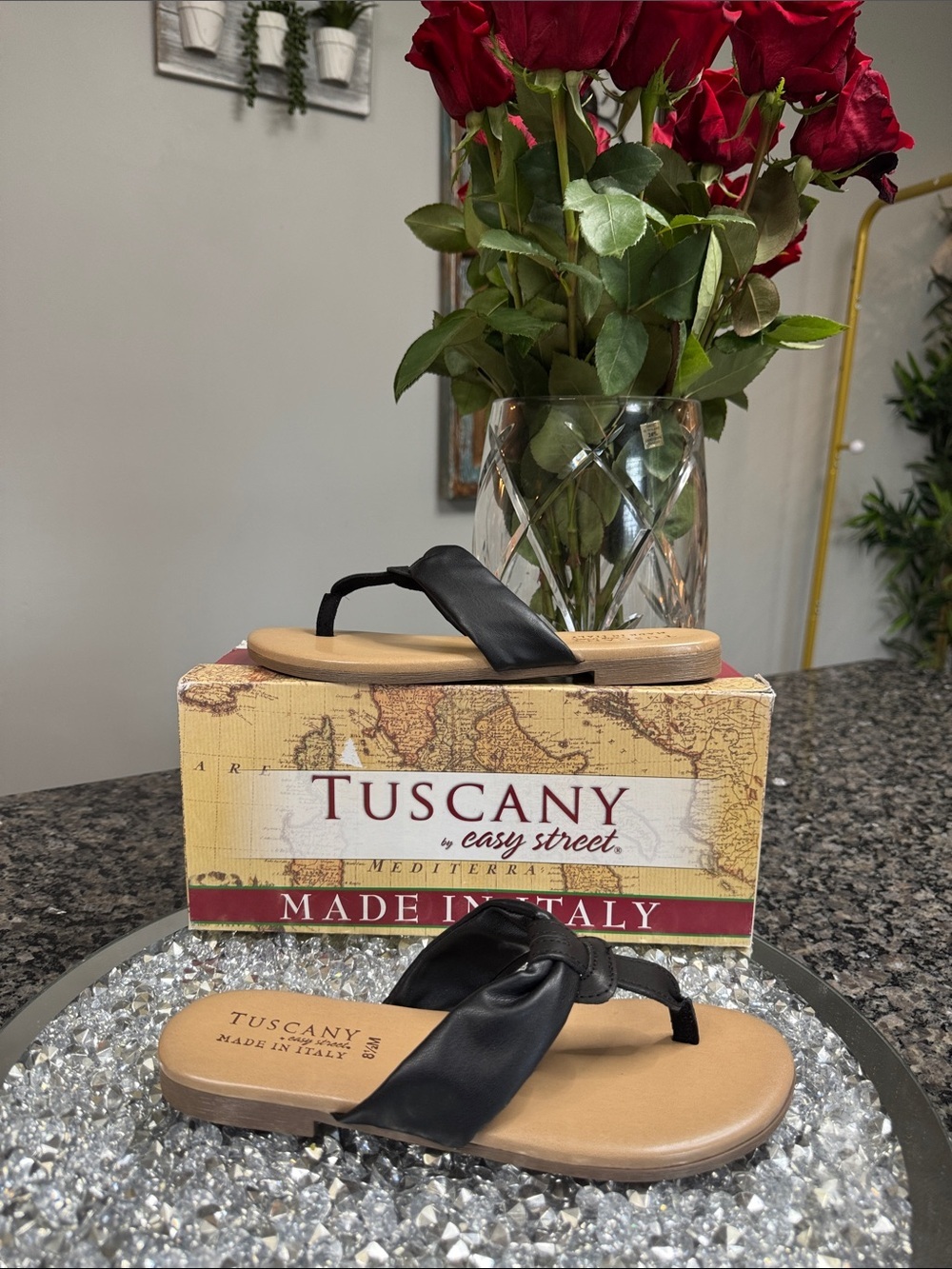 Tuscany by Easy Street Black Knot Toe-Post thong flip flop Sandals NEW 8.5